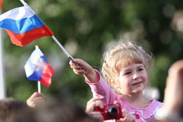 Афиша на День России: велопарад, этнофестиваль и «Мост дружбы»