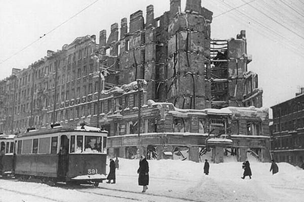 Афиша на 9 Мая: «Бессмертный полк», киномарафон и салют Победы