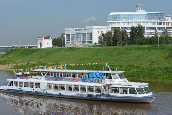 Афиша на уик-энд: «После чудес», парад на Туре и злая лекция