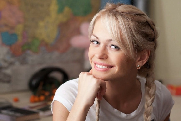 Сериал на ТНТ «Универ. Новая общага»: с днем слепого Валентина!