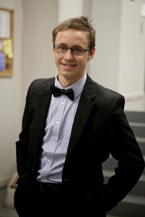 Сериал на ТНТ «Универ. Новая общага»: с днем слепого Валентина!