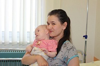 Тюменские врачи удалили две большие опухоли мозга 9-месячной Маше из Татарстана