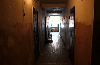 Скандально известный дом в Тюмени добивают вандалы: они сломали канализацию