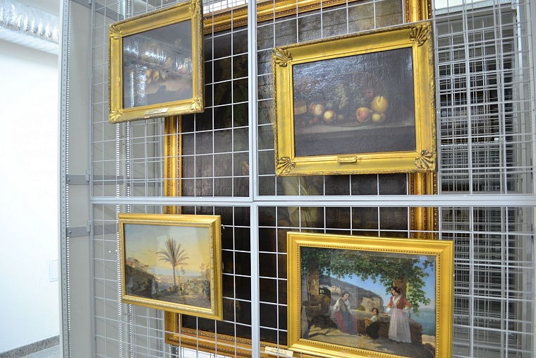 Музейный комплекс раскрыл фондохранилище