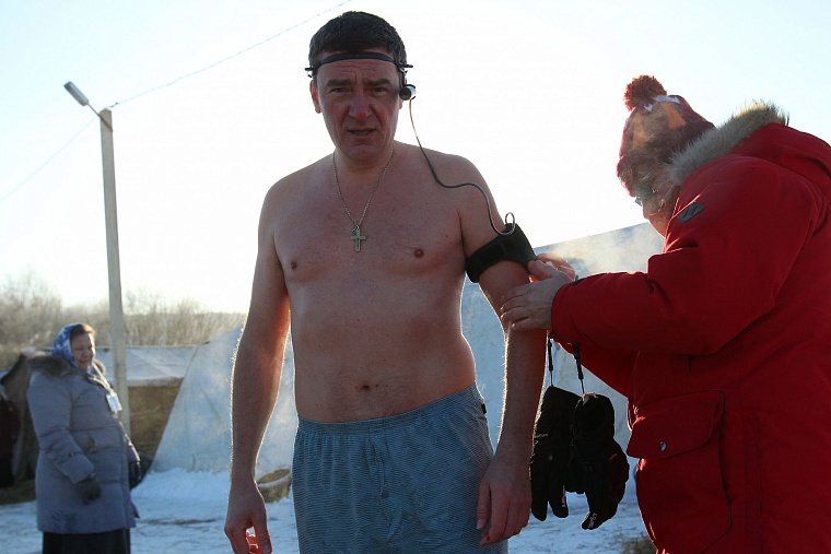 Аншлаг на тюменских купелях ждут в полночь