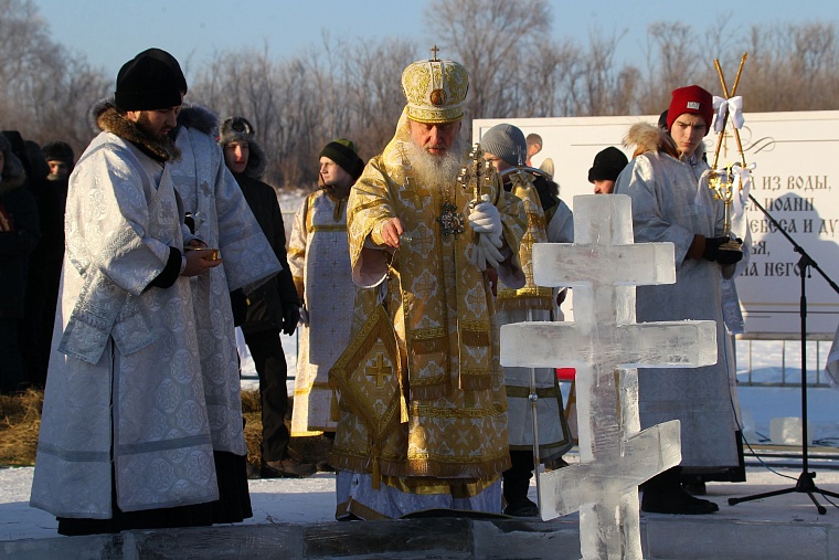 Аншлаг на тюменских купелях ждут в полночь