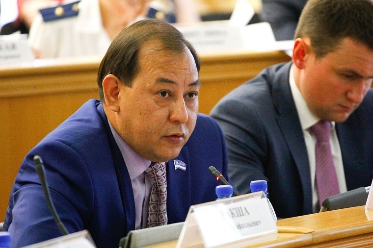 Быть или не быть: тюменские депутаты спорили о судьбе водоканала