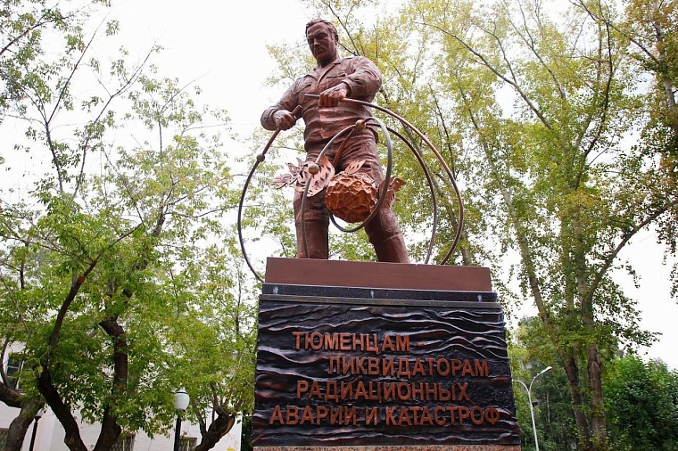 Топ-10 новых памятников Тюмени