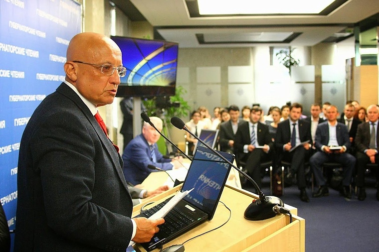 Как выжить в стеклянном доме?