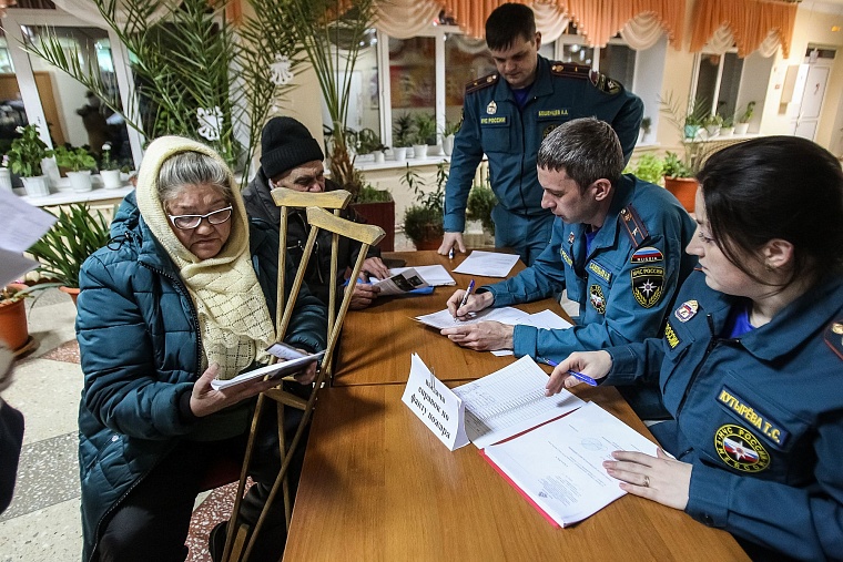 Мэрия Тюмени объяснила погорельцам с Олимпийской, как жить дальше