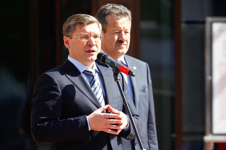 На старт, внимание, марш: в Тюмени открылся легкоатлетический манеж