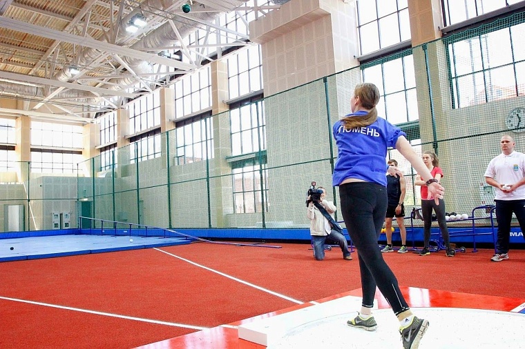 На старт, внимание, марш: в Тюмени открылся легкоатлетический манеж