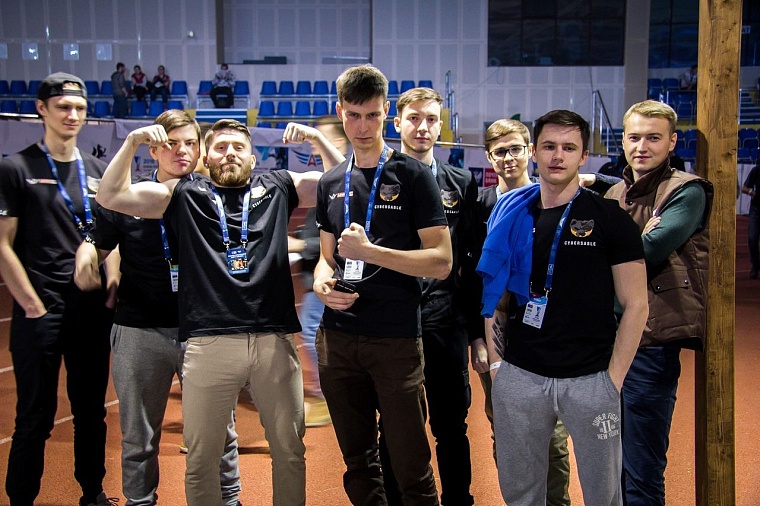 Средняя зарплата профессионального игрока в России – 300 тысяч рублей