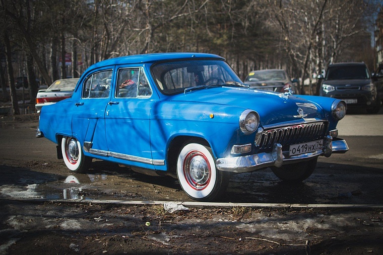 Старые моторы: как ретроводы устраивают движуху в Тюмени