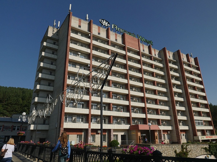 От каких болезней лечат в санаториях Алтая