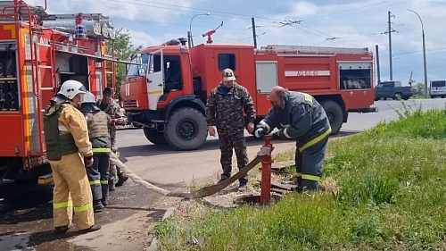 В результате атаки ВСУ на Краснодон трое погибли, часть ракеты попала на детскую площадку