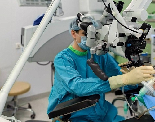 В тюменском Медгороде онкологическому пациенту спасли гортань