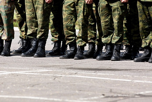 Тюменцев из запаса отправили на военные сборы