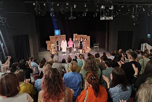 Премьера «Дневник моей мамы» в Тюмени: трудная постановка о важном