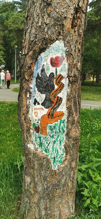 В Гилевской роще Тюмени отреставрировали фигуры зверей